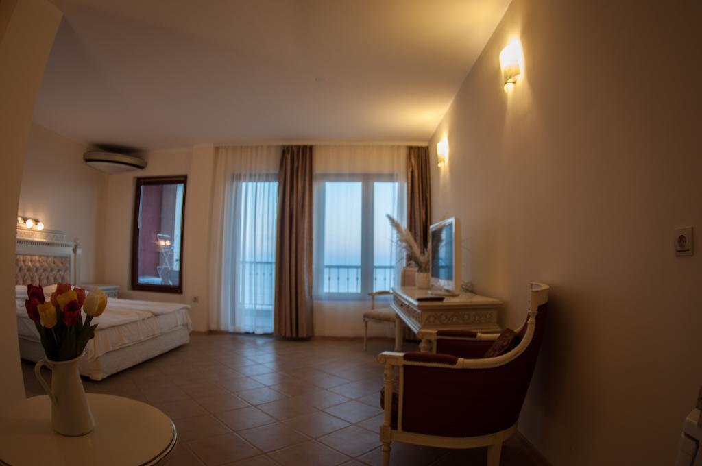 Rocamar Beach Resort Tsarevo Bilik gambar